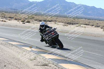 media/Dec-01-2025-Moto Forza (Mon) [[2daa91e15f]]/3-Beginner Group/Session 3 (Turn 16 Inside)/